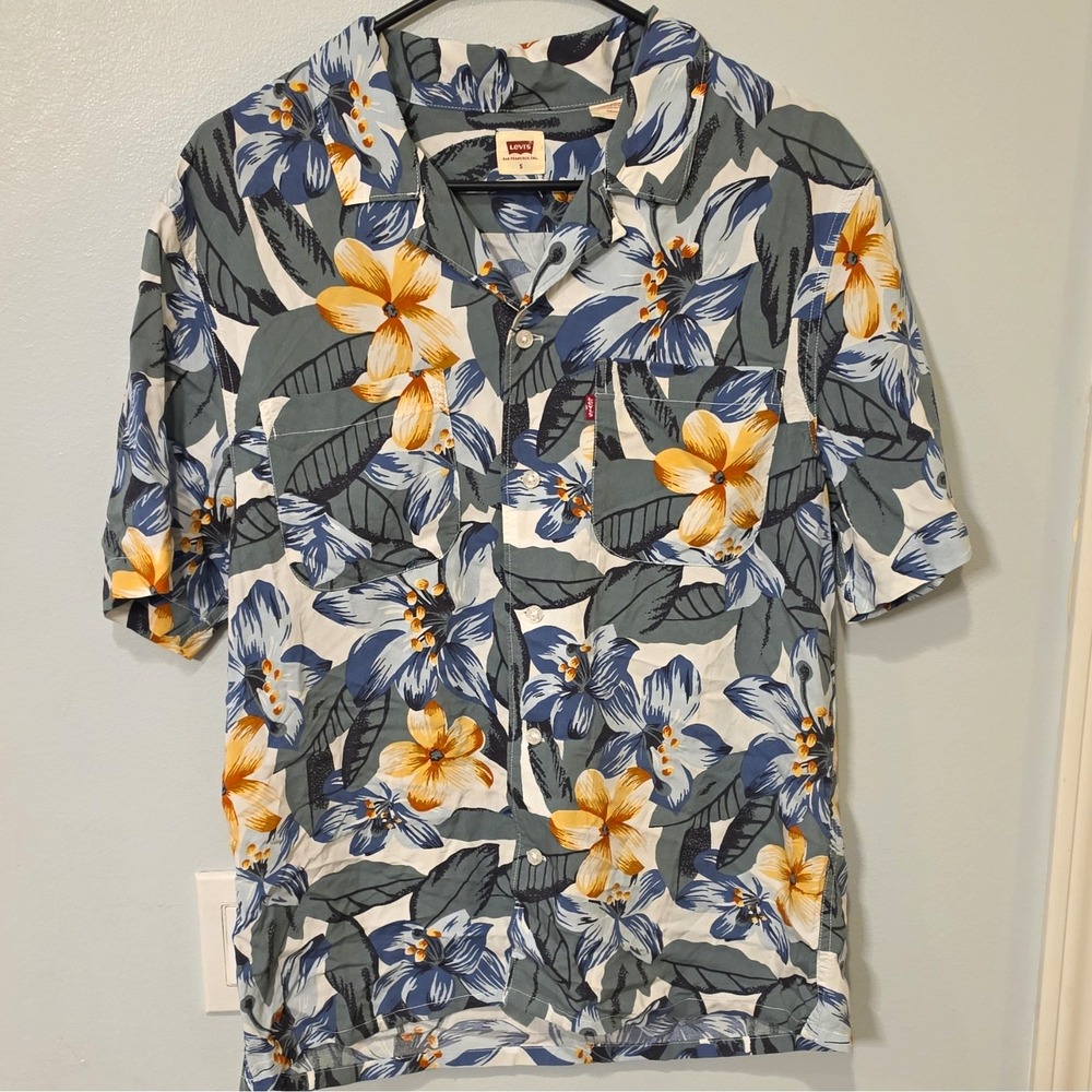 Levi's Men's Woven Viscose Button-Up Floral Hawaiian Pockets S Multicolor #377